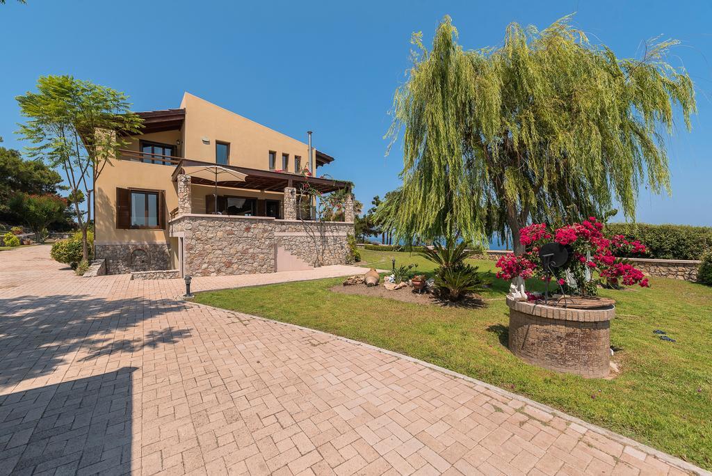 Villa Russelia Kalavárda 외부 사진