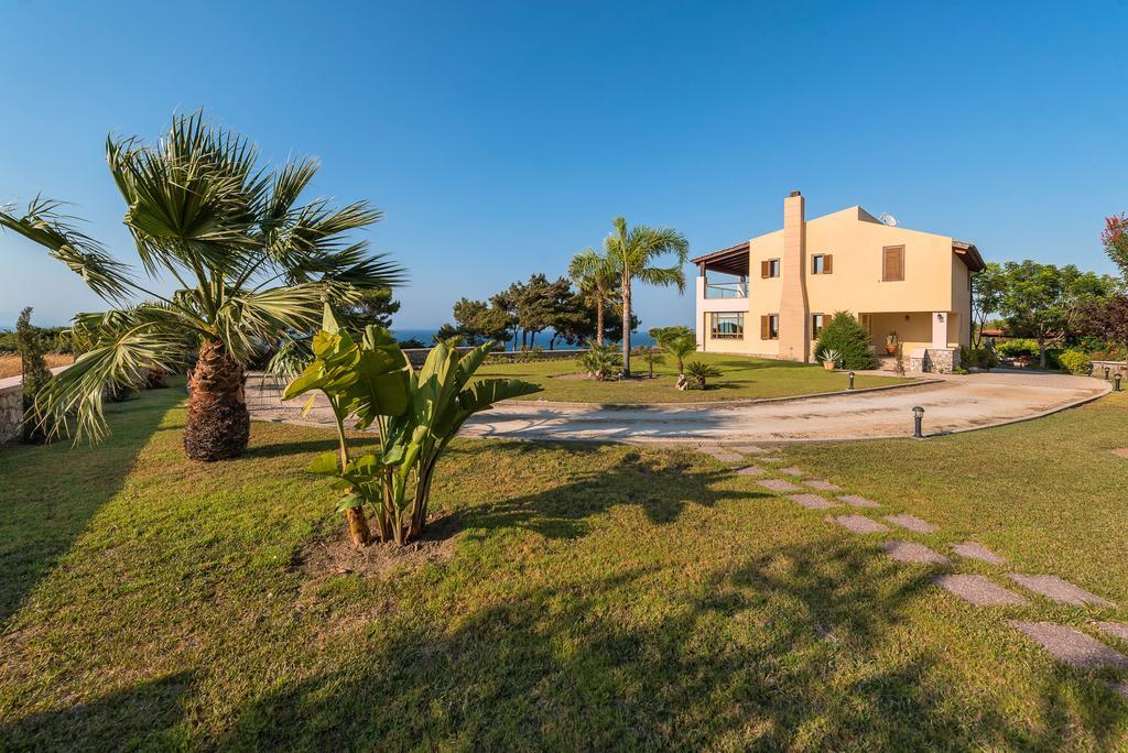 Villa Russelia Kalavárda 외부 사진